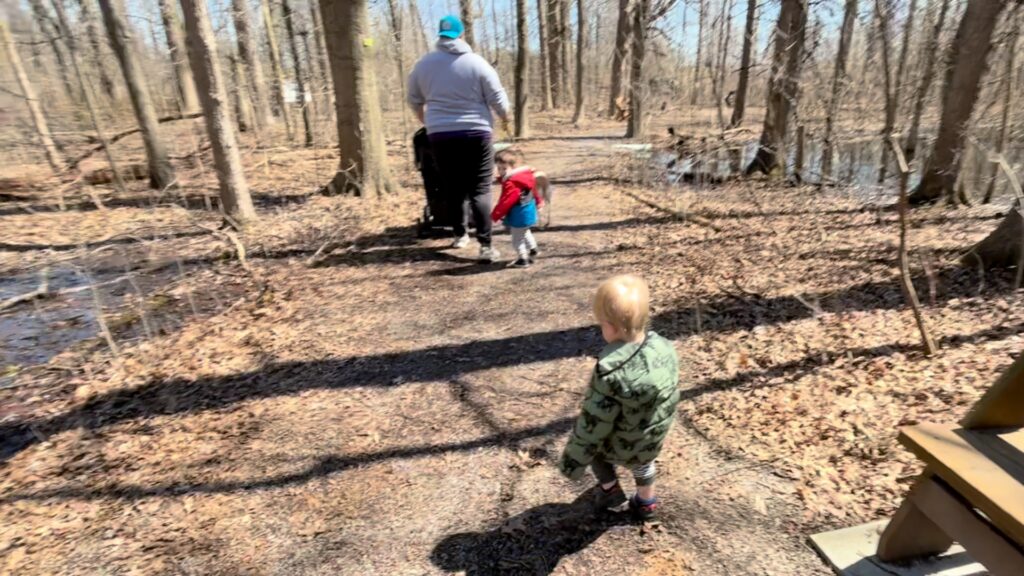 family fun in niagara falls on the walking paths