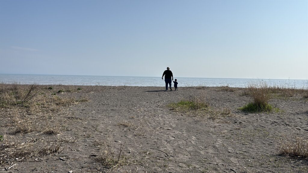 a walk to the pebble beach with dad